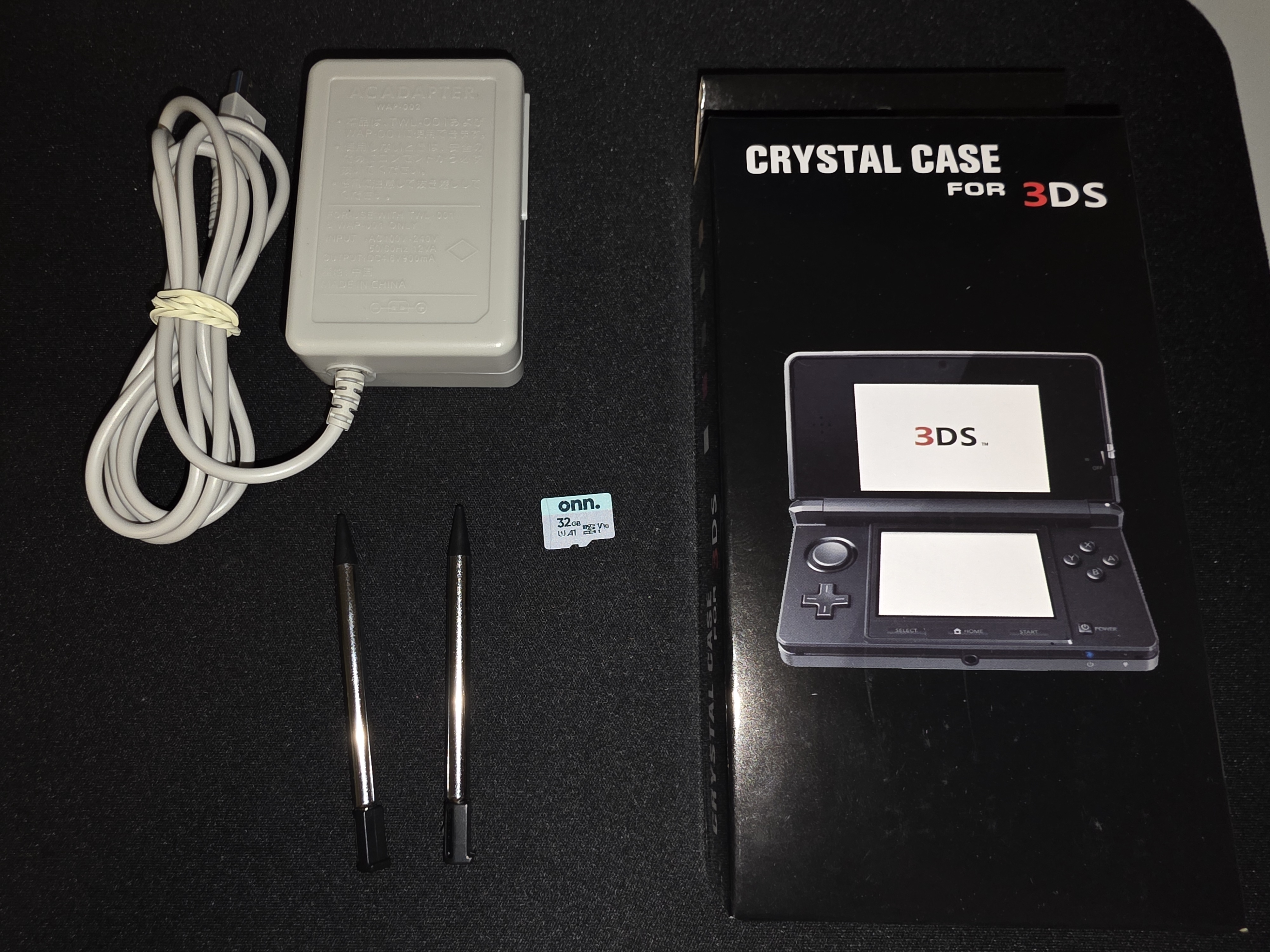 Refurbished Nintendo 3DS — Bundle Extras